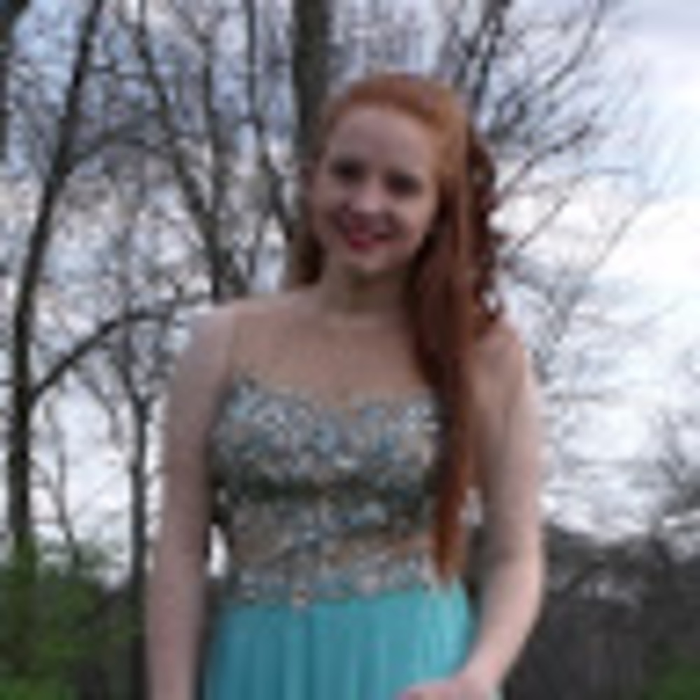 Meet your Posher, Becca